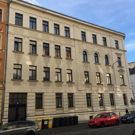 Ferienwohnung Leutzsch Am Leipziger Auenwald Bagian luar foto