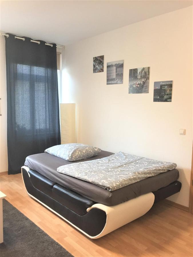 Ferienwohnung Leutzsch Am Leipziger Auenwald Bagian luar foto